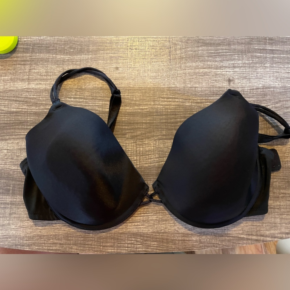 Wacoal full coverage with plunge for cleavage 36D